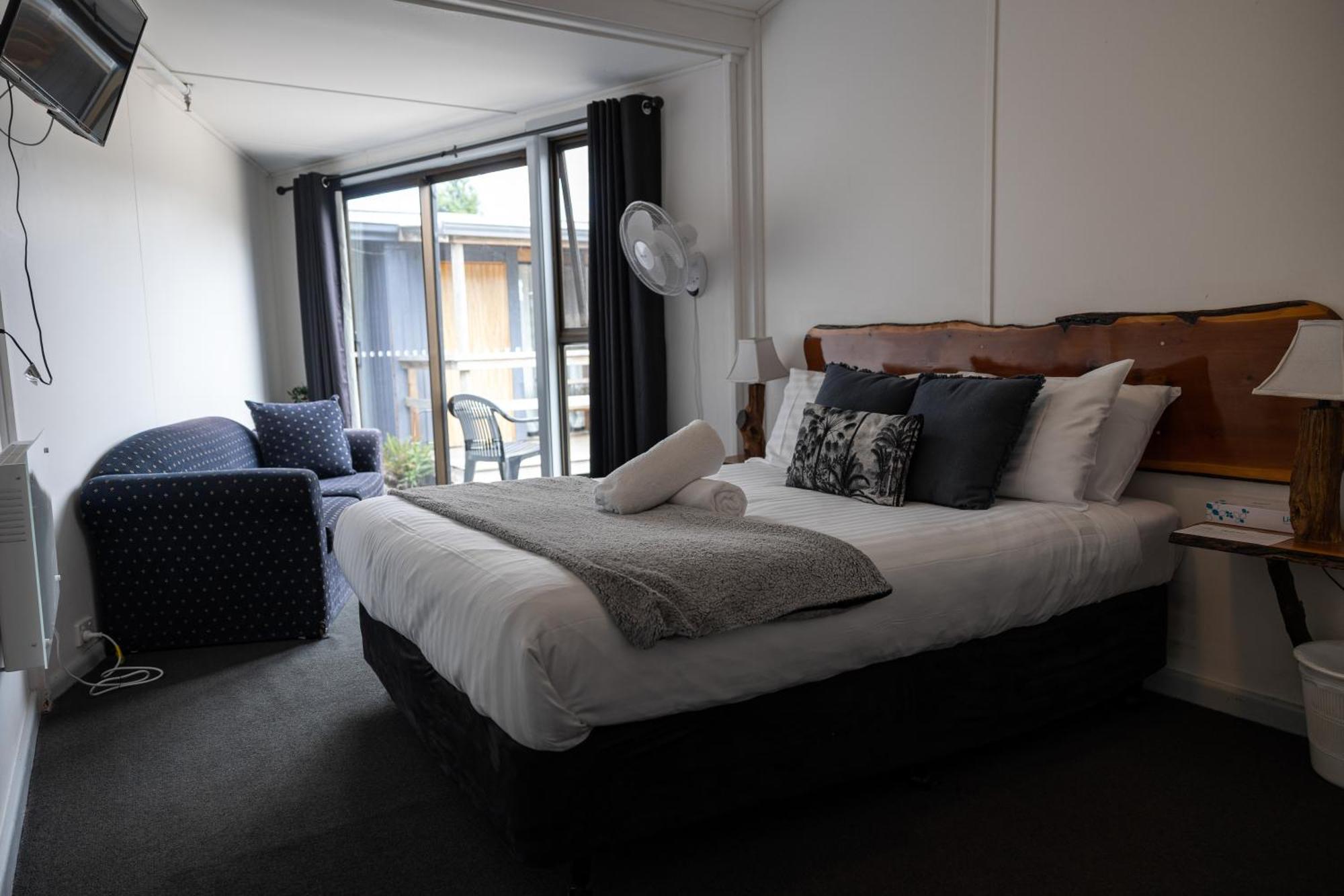 Tullah Lakeside Lodge Екстериор снимка